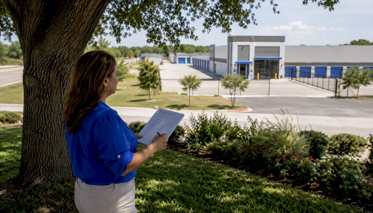 12 Questions to Ask Before Renting a Storage Unit